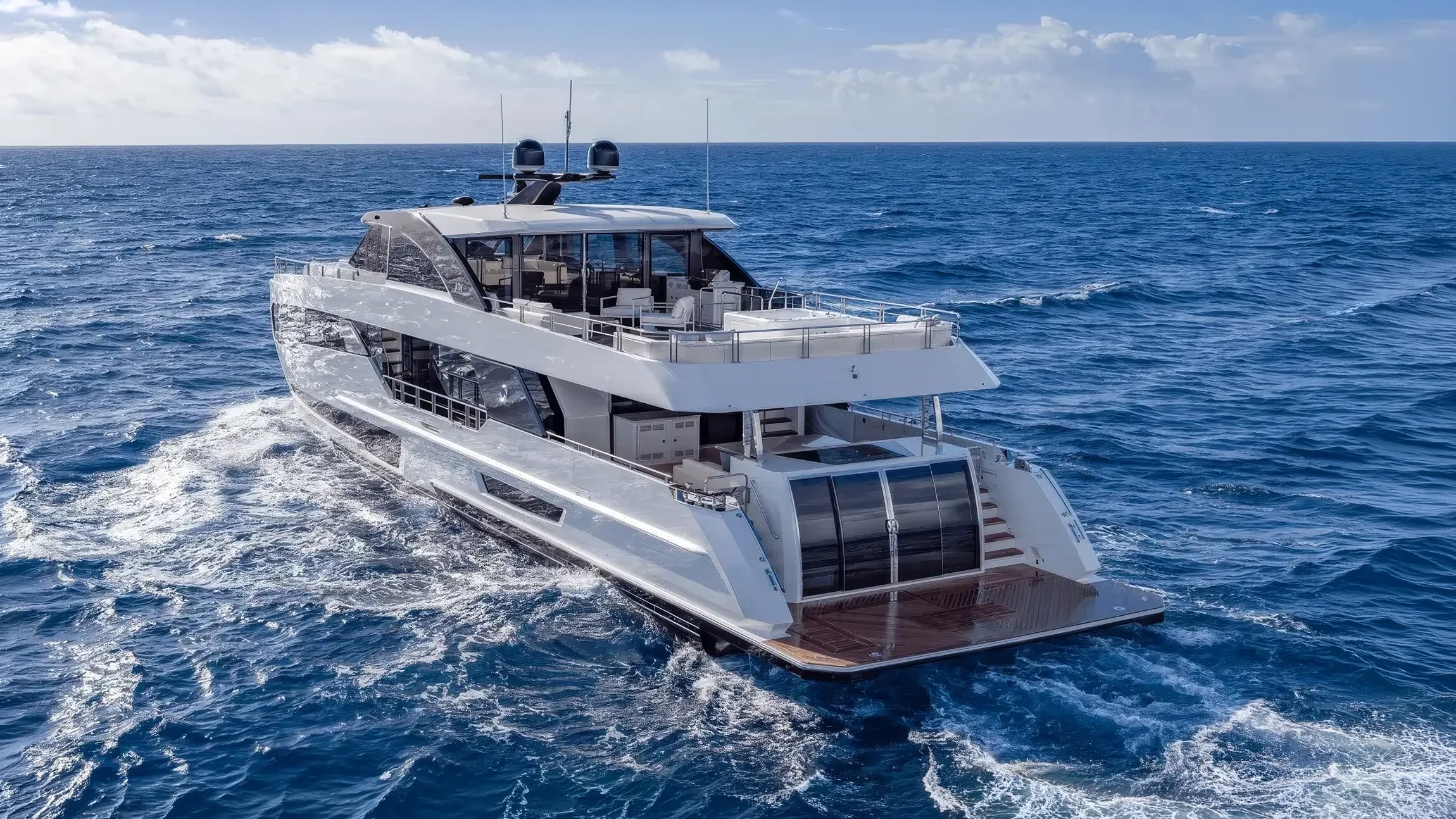 Ocean Alexander 30R Sky Deck