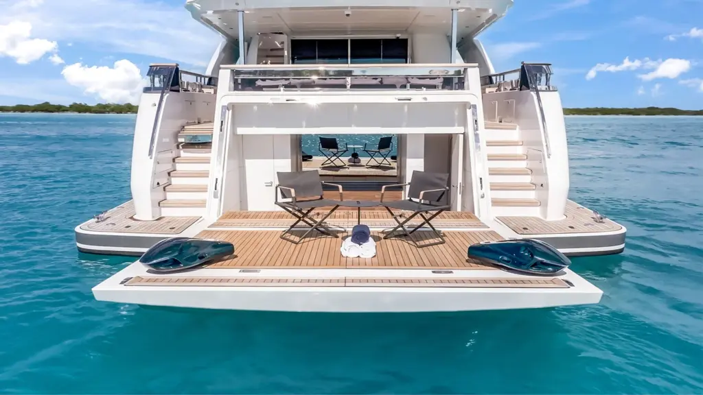 Swim platform Navetta 42