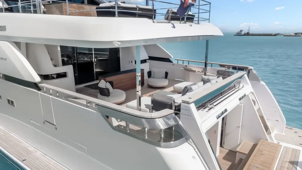 Navetta 42 aft deck