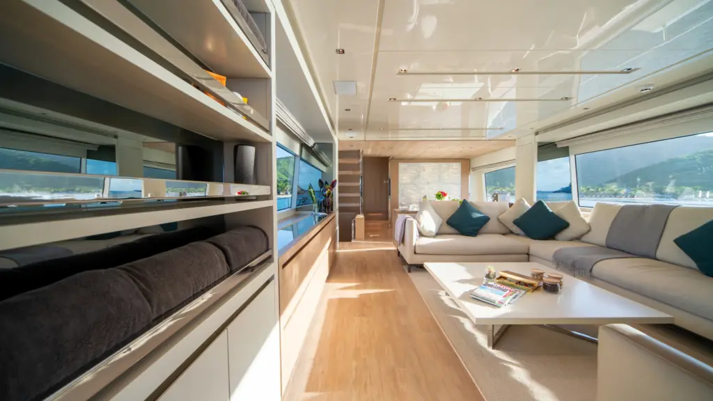 Sanlorenzo salon of flybridge yacht