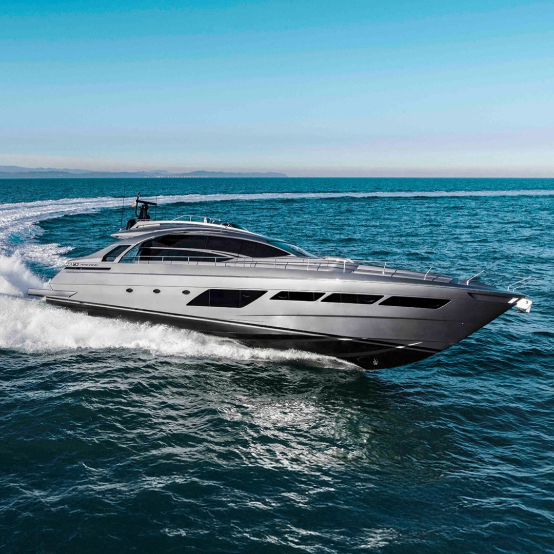 Italian Yacht Group Announces the Sale of a New Pershing 8X
